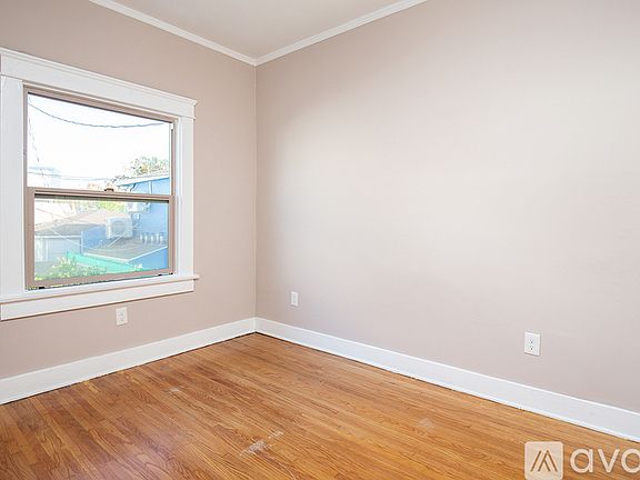 4th image of 107 N Columbus Ave #A