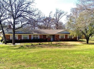 902 Crooked Oak Dr, Durant, OK 74701