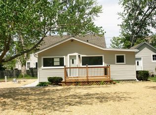 2008 Orchard Beach Rd, McHenry, IL 60050