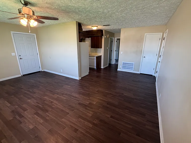 608 Duvall Ave #608 — Photo 3