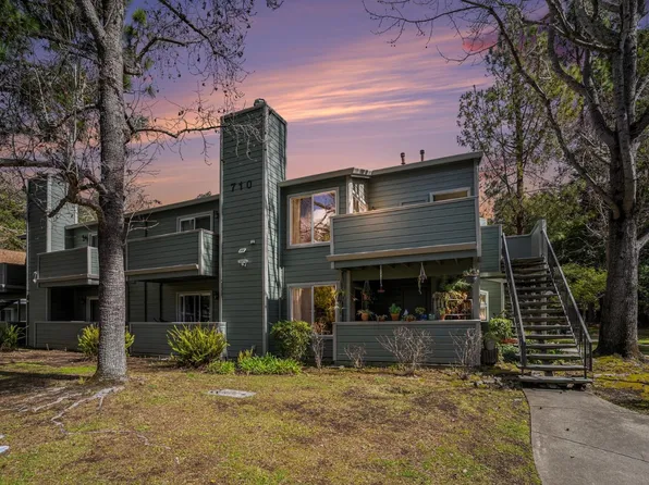 710 Canyon Oaks Dr APT C, Oakland, CA 94605