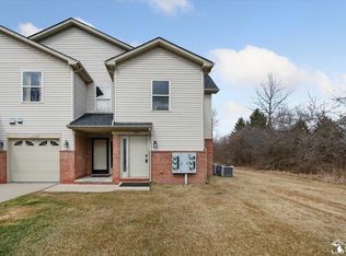 17275 Higdon Dr, Riverview, MI 48193