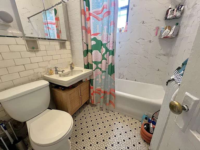 790 Metropolitan Ave #2A — Photo 7