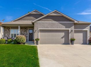 5904 Simple Ln, Lawrence, KS 66049