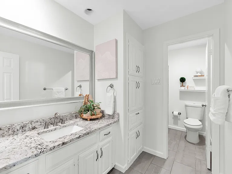 2600 Summertree Dr — Photo 20
