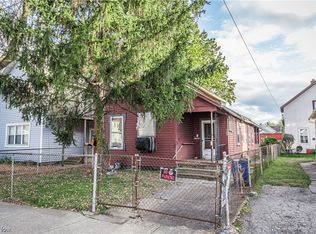 911 Starkweather Ave, Cleveland, OH