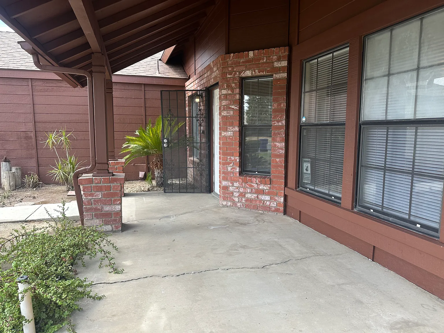 3 bed, 1454 sqft, $2,195 — Photo 3