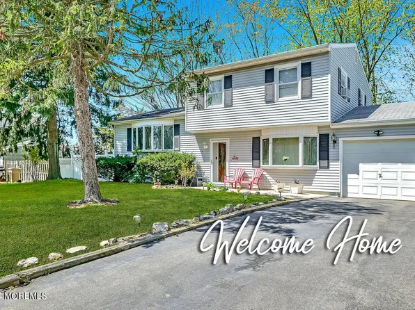 33 Pheasant Drive, Bayville, NJ 08721