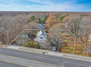 664 Medford Ave, Patchogue, NY 11772