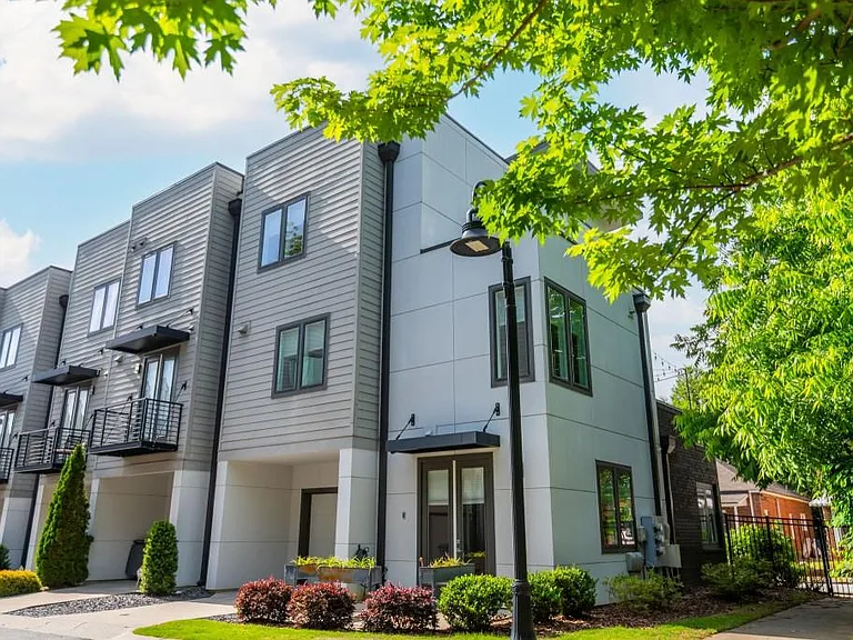 415 Gartrell St SE #1 — Photo 3