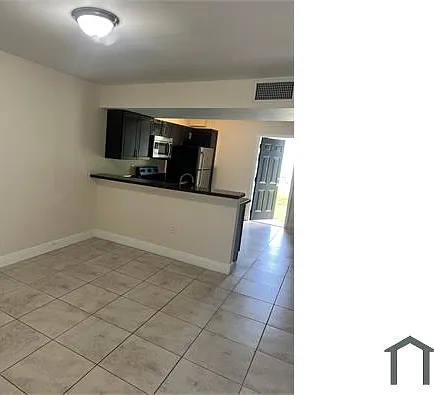 487 NW 19th St #360 — Photo 2