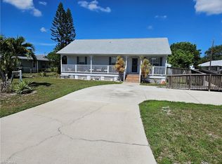 27506 Los Amigos Ln, Bonita Springs, FL 34135
