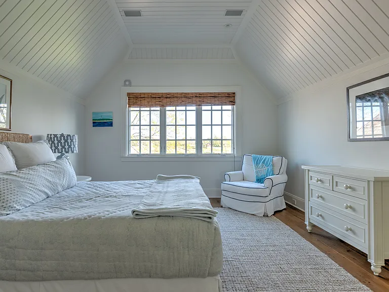 587 Sagaponack Rd — Photo 43