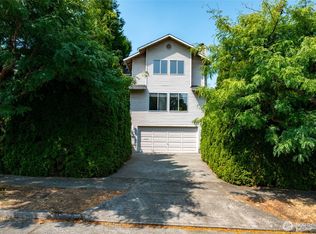 4407 30th Ave W, Seattle, WA 98199