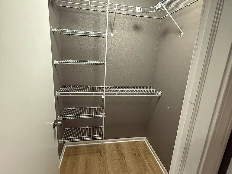 2319 Orchard Creek Dr — Photo 16