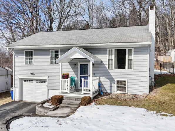 20 Earle Dr, Binghamton, NY 13903