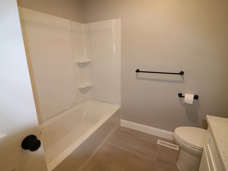 35 Glendale Rd #1 — Photo 15