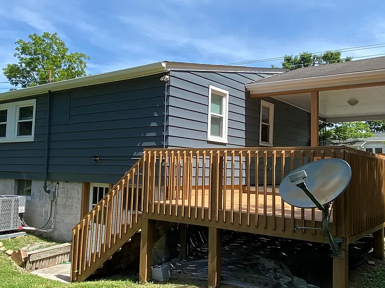 1601 Glade Rd — Photo 3