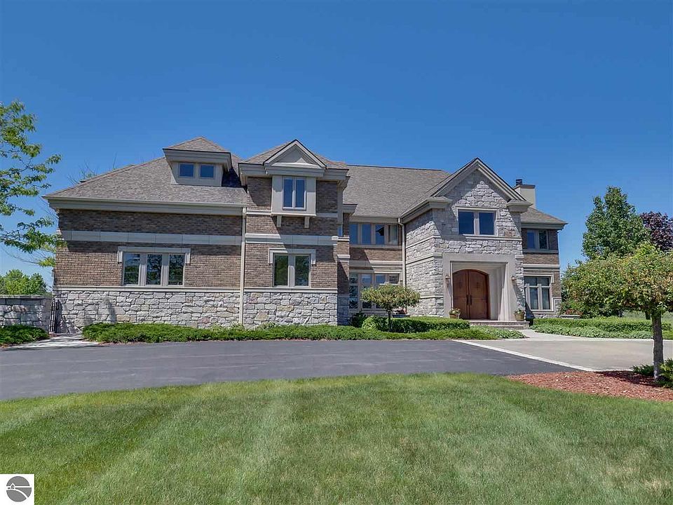 7545 Baggs Rd, Williamsburg, MI 49690 MLS 1911644 Zillow