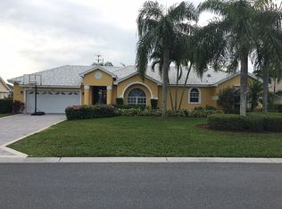 6792 Compton Ln N, Naples, FL 34104