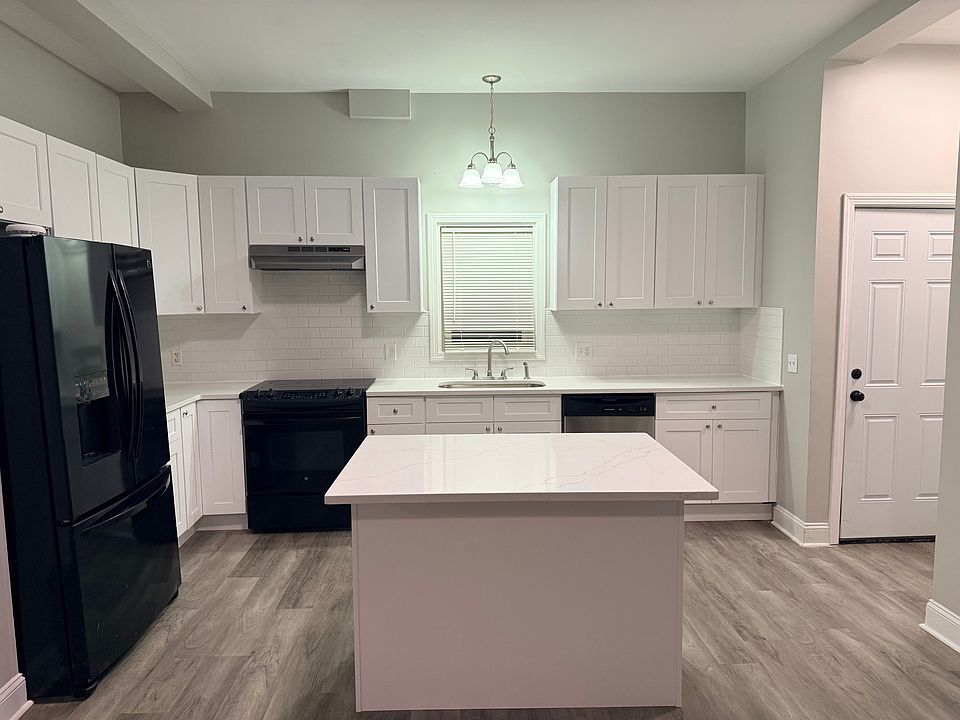 1st image of 42 Courtland St #66PENN