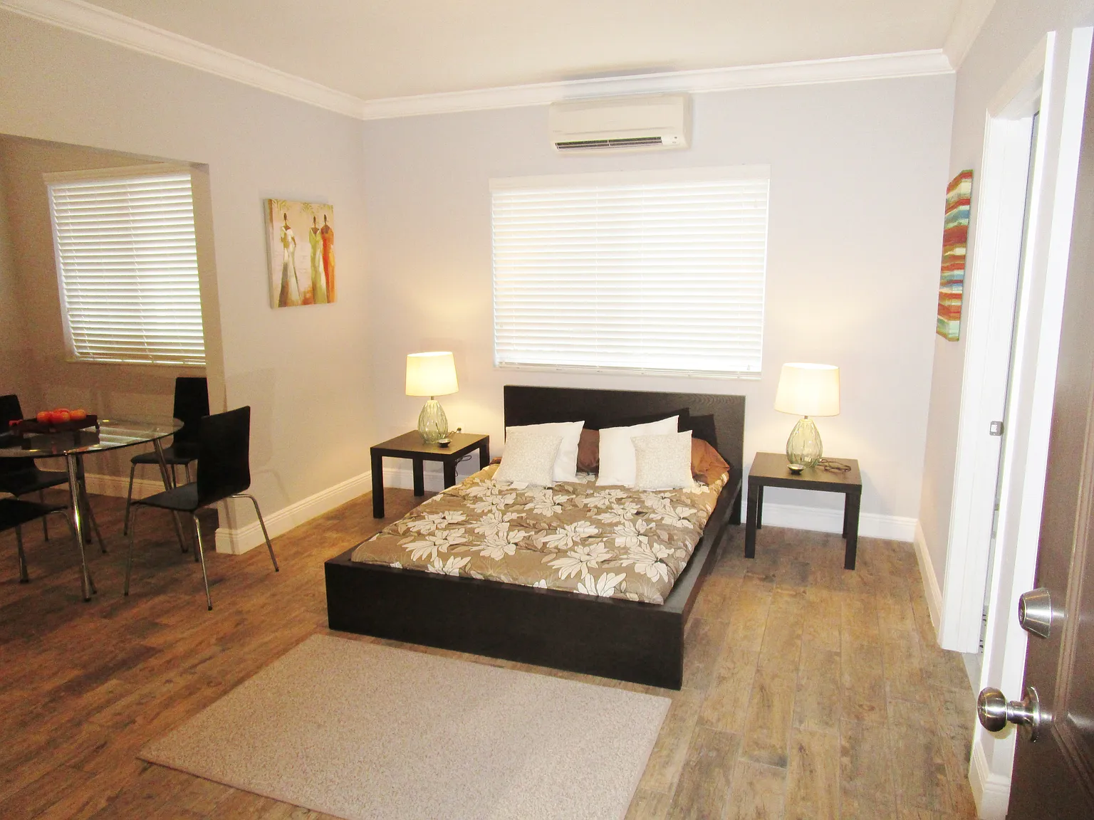 Studio, 335 sqft, $1,545 — Photo 3