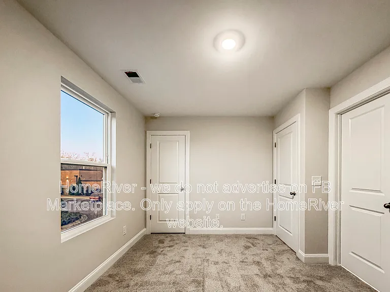 2021 Fishamble St — Photo 13
