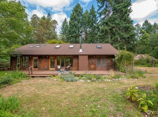 11325 SW 220th St, Vashon, WA 98070