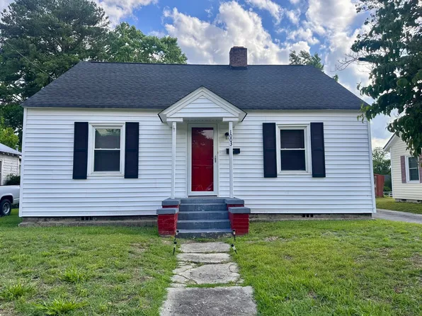 1003 E 6th St, Washington, NC 27889