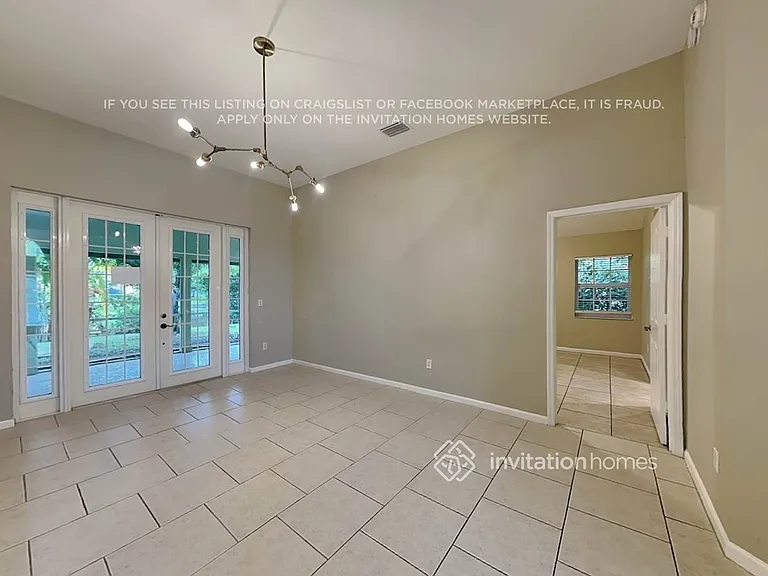 2293 Stonegate Dr — Photo 5
