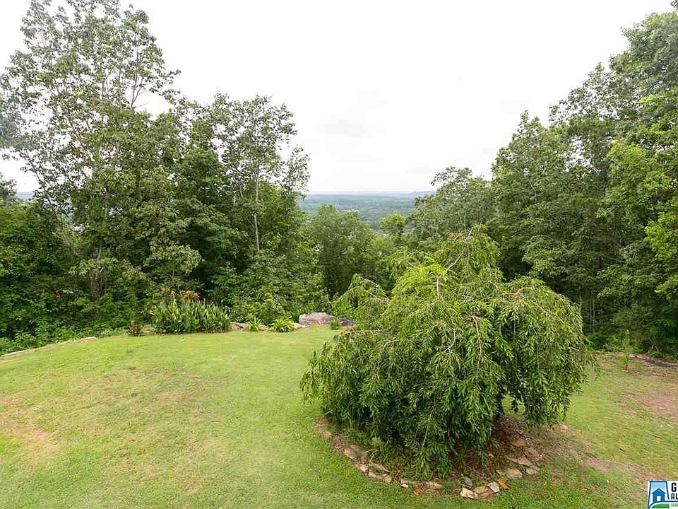 2nd image of 64 Shades Crest Rd
