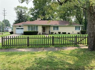 214 Douglas St NE, Warren, OH