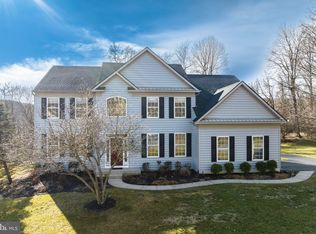 1226 Indian Trail Dr, Downingtown, PA 19335