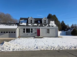 20 Oven Rock Rd, Bethel, CT 06801