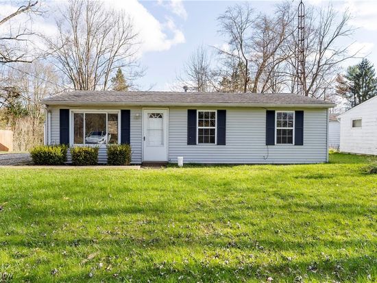3058 State Route 303, Mantua, OH 44255