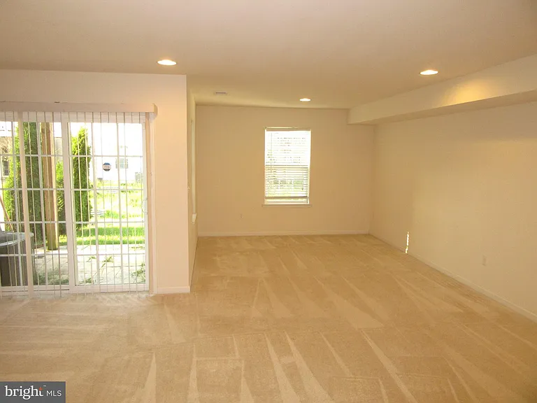 532 Liam Pl — Photo 16