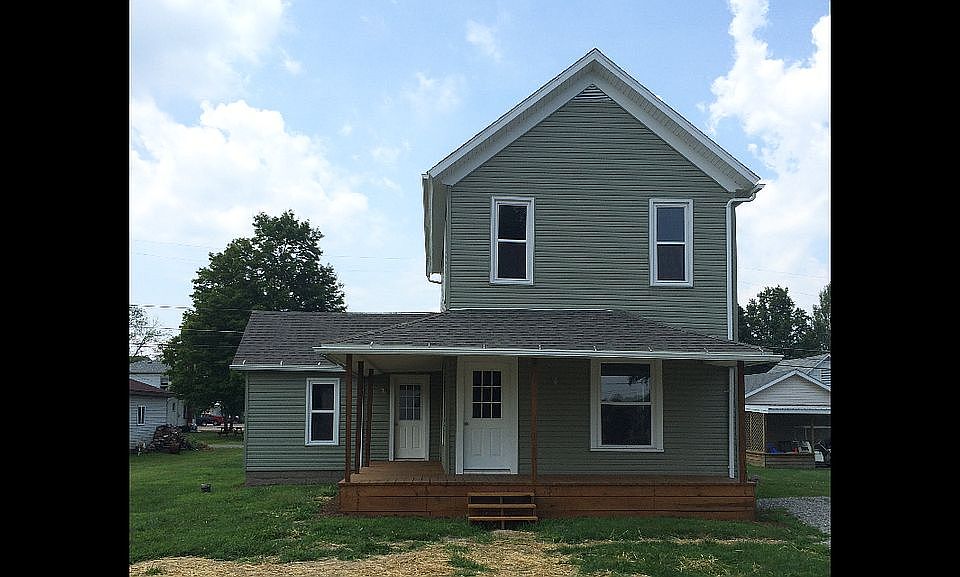 8 North Arch St Dellroy, OH