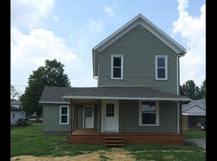 8 N Arch St, Dellroy, OH 44620