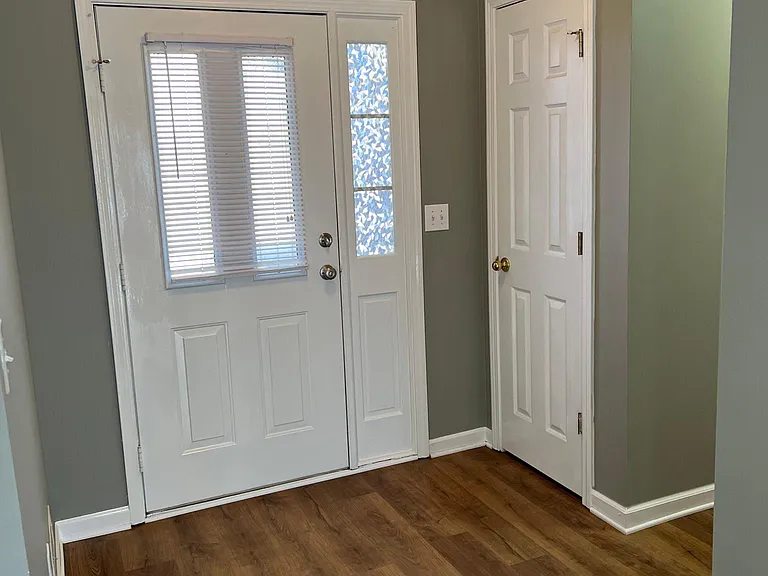106 Oakwood Cir — Photo 22