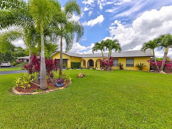 3rd image of 10355 NW 15th St
