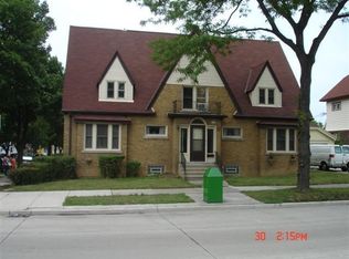 1728 W Capitol Dr, Milwaukee, WI 53206