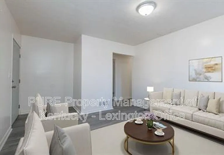 566 N Martin Luther King Blvd — Photo 1