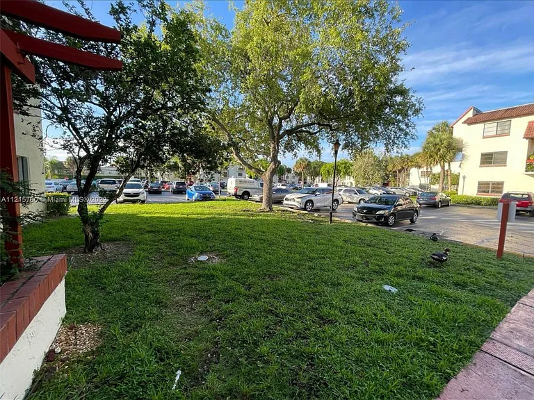 8530 SW 149th Ave #909 — Photo 8