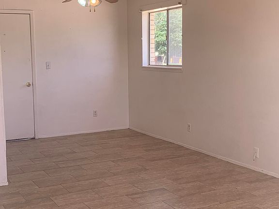 3rd image of 703 Hilton Ave