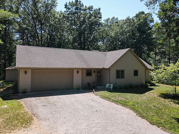 2nd image of 1809 S Badger Ln