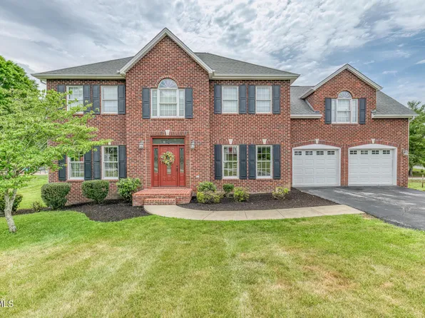 4117 Sioux Dr, Johnson City, TN 37604