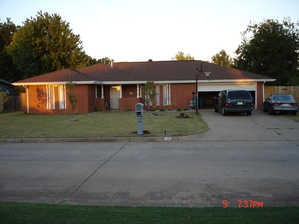 111 Flanders Dr