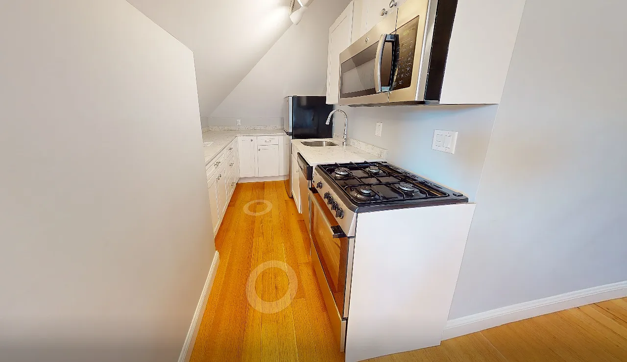 Studio, 555 sqft, $2,195 — Photo 4