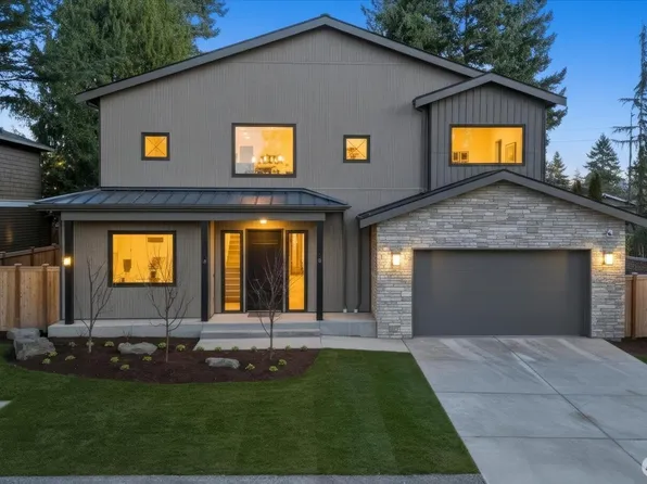 1020 107th Avenue SE, Bellevue, WA 98004