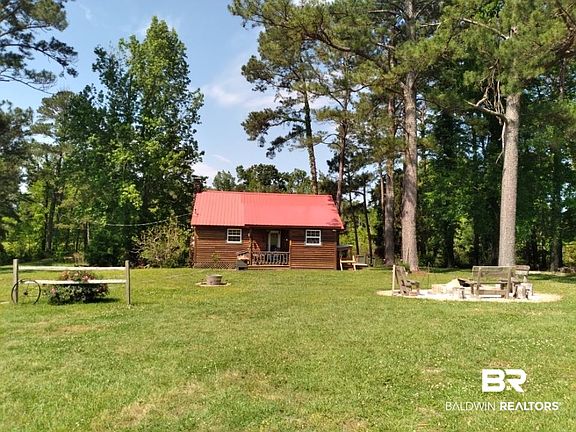 4th image of 9 Pierce Ln